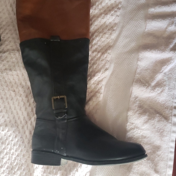 Boots - Picture 2 of 2